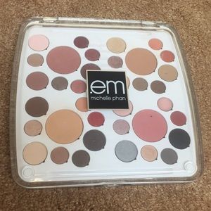 The Life Palette - Day Life .em Michelle Phan